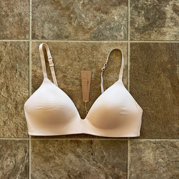 Skims Wireless Form T-shirt Bra Sand Size 36B - Picture 2 of 9
